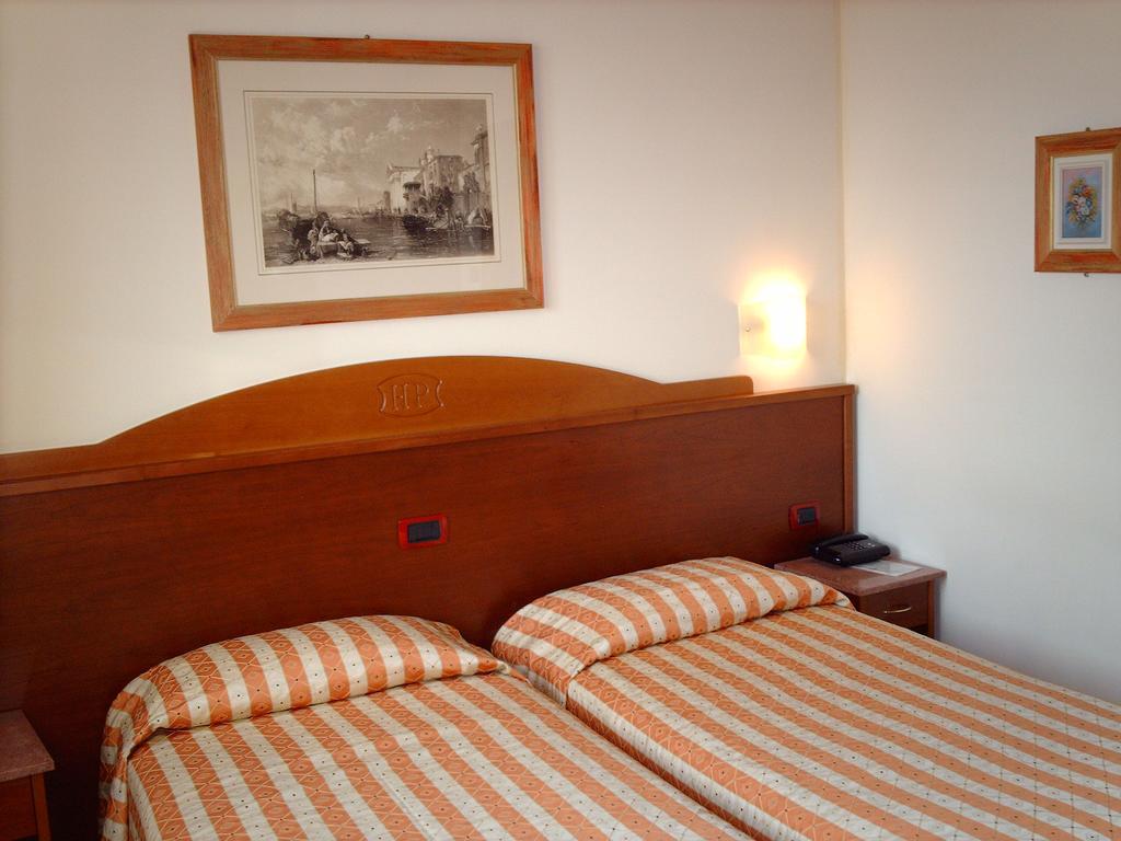 Hotel La Pioppa Bolonia Zewnętrze zdjęcie